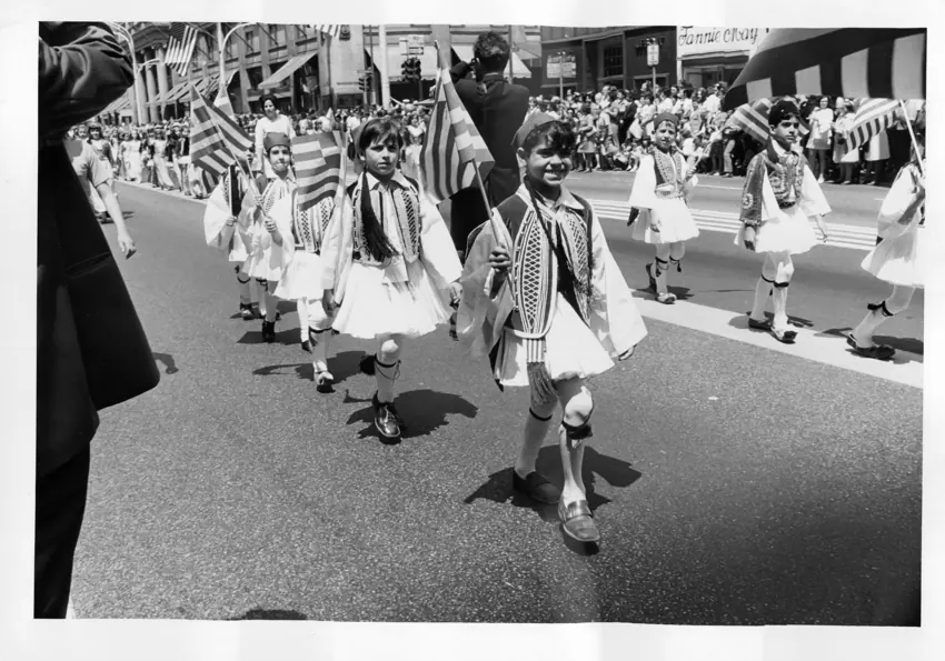 Young parade participants in traditional dress
